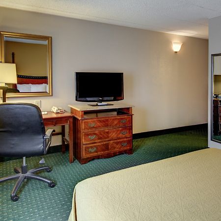 Quality Inn & Suites College Park Eksteriør billede