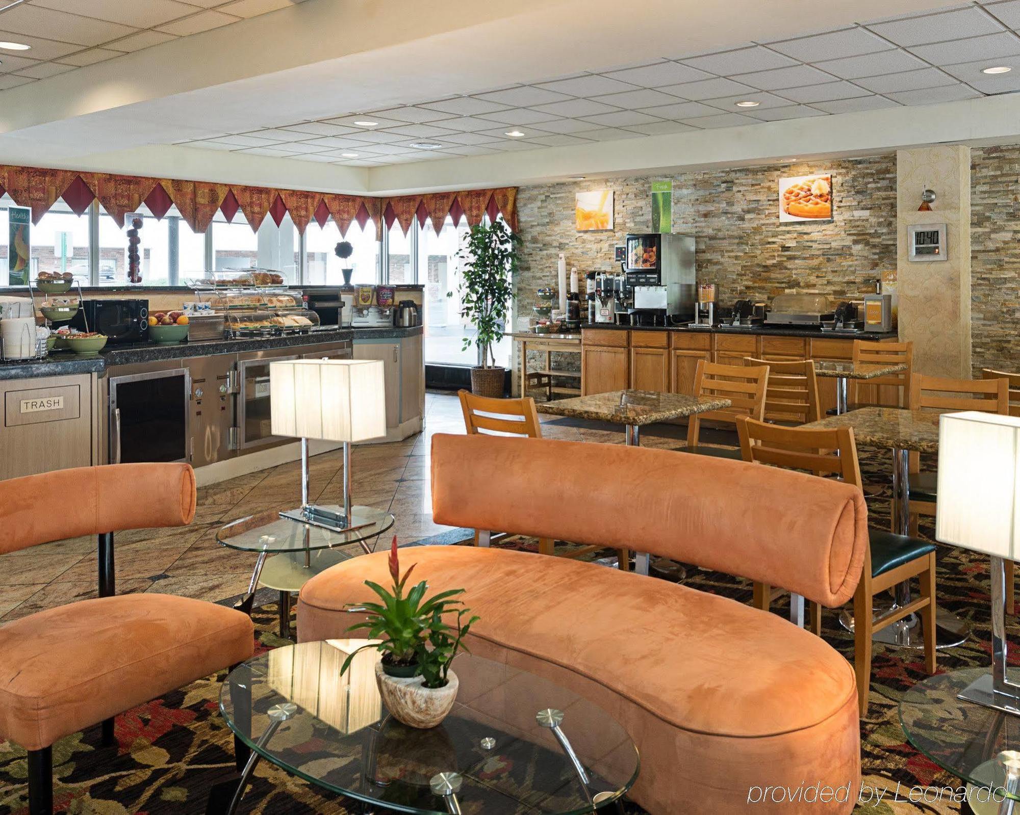 Quality Inn & Suites College Park Eksteriør billede
