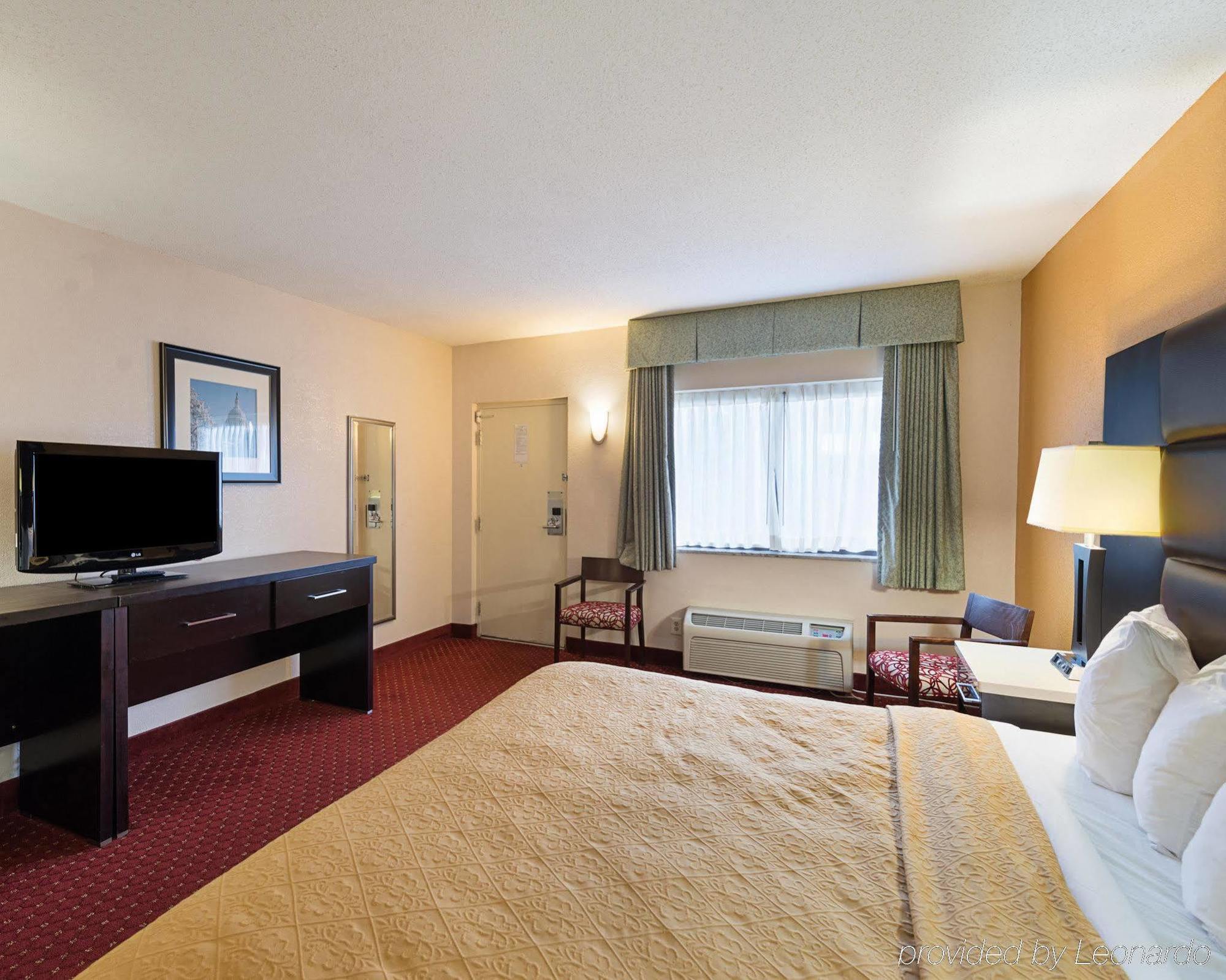 Quality Inn & Suites College Park Eksteriør billede
